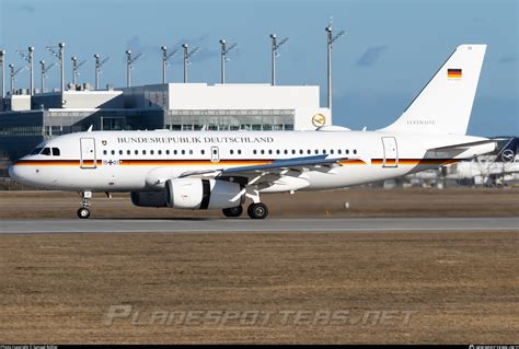 15 01 Luftwaffe German Air Force Airbus A319 133 ACJ Photo By Samuel