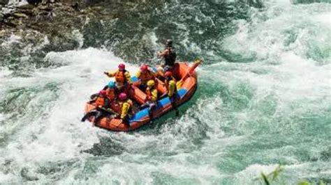 Floating in Adventure : “Rafting” – Durvansh Travel And Tourism | Blog