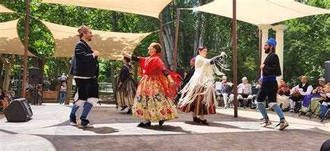 Santa Cecilia Cantos De Estilo Jotas Variadas Y Mucha Indumentaria En