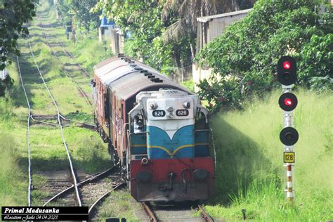 M2c 626 Arriving Jaela With Puttalam Bound Passenger Train Flickr