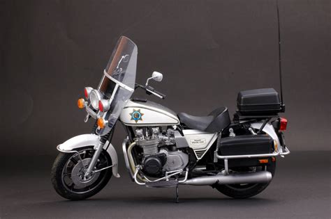 Probuilt Model 1 12 KAWASAKI KZ1000 CHIPS Police Etsy