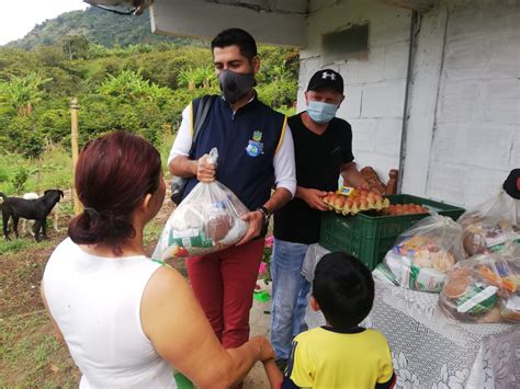 Entrega De Mercados Para Estudiantes De Zonas Rurales El Diario