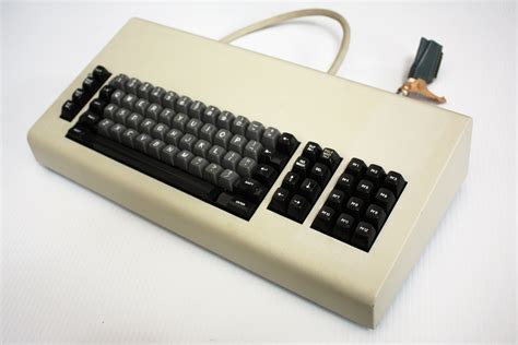 IBM 3277 Terminal – VintageComputer.ca