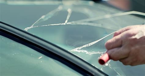 Best Glue For A Cracked Windshield Save Your Windshield