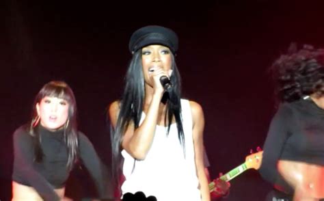 Video: Brandy Honors Whitney Houston - FreddyO.com