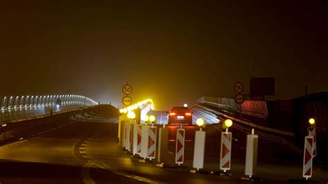 Auf Kieler Hochbr Cke Rollen Nach Havarie Wieder Autos