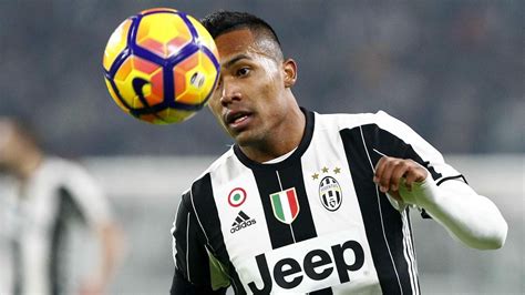 Alex Sandro l ex de Porto qui a chassé Evra de la Juventus Eurosport