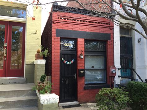 Smallest house in D.C. available for rent - WTOP News