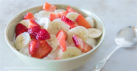 Strawberry Banana Yoghurt Bowl Truthful Food