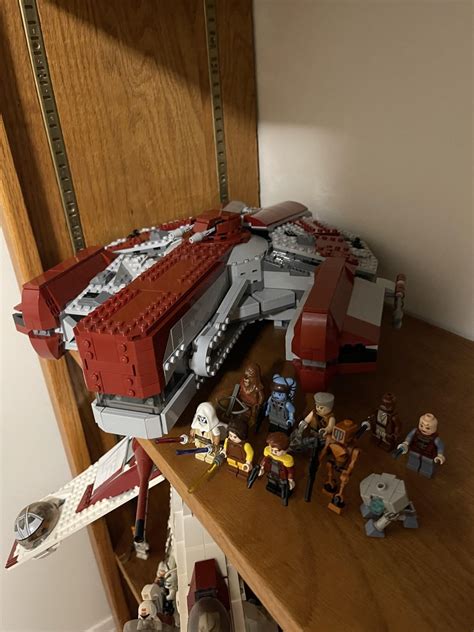 MOC: Ebon Hawk & Crew! : r/legostarwars