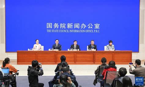 国新办举行关于鼓励和支持社会资本参与生态保护修复《意见》国务院政策例行吹风会时图图片频道云南网