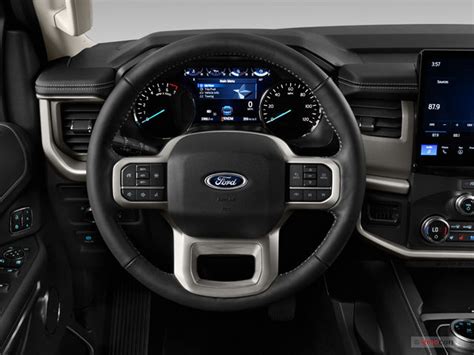 2022 Ford Excursion Interior