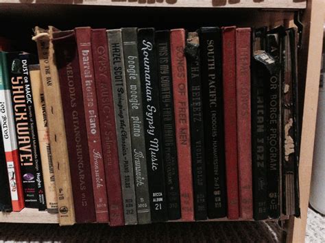 Безплатна снимка : Книга, мебели, персонален компютър хардуер 3187x2391 ...