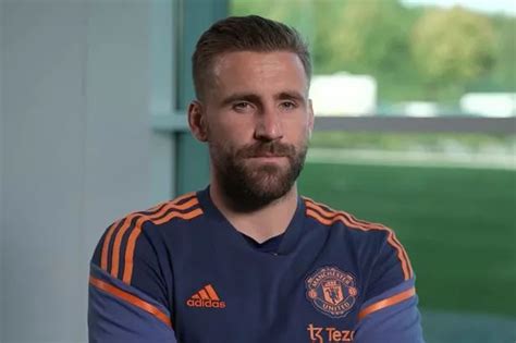 Luke Shaw Responds To Man Utd Boss Erik Ten Hag Putting His Starting