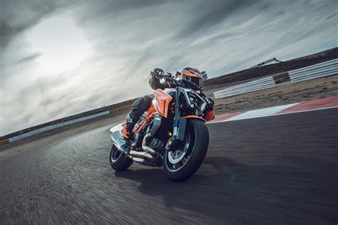 KTM 1390 Super Duke R EVO 2024 precio ficha técnica y fotos Moteo es