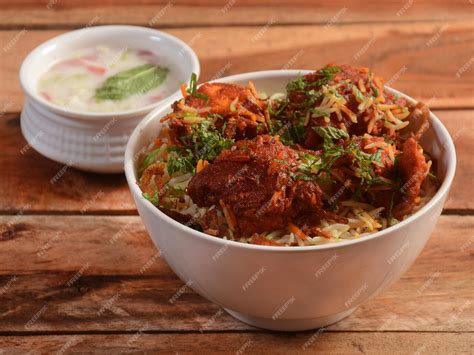 Premium Photo Boneless Chicken Dum Biryani Made Of Basmati Rice