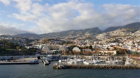 Guia rápido para visitar o Funchal Viagens à Solta