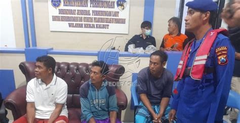 Kapal Pengangkut Material Karam Di Perairan Pelabuhan Kalbut Afederasi