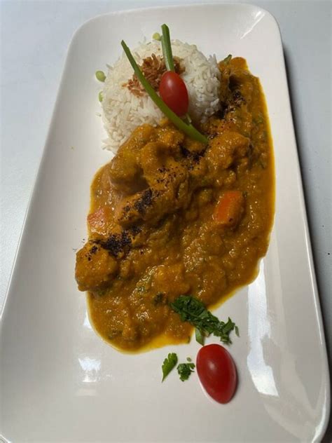 Lamb curry with rice - Star of Asia