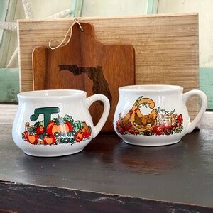 Soup Bowls Vintage Pair Of Soup Mugs W Handles Chicken Soup Tomato