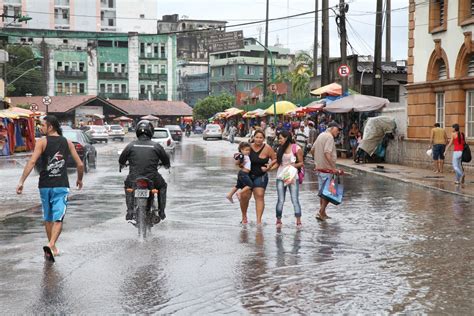 Fotos Cheia em rios da bacia amazônica alaga bairros de Manaus 24 05