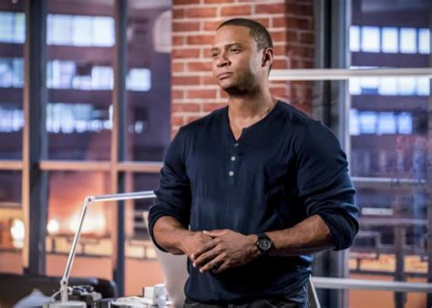 Arrow Season 6 Episode 10 Review Divided