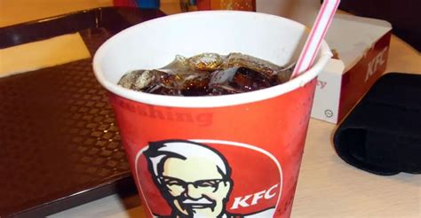 Why You Should Not Put Ice In Your Drinks At KFC, McDonald's And Burger ...