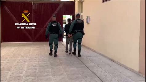 La Guardia Civil Detiene En Galapagar A Dos J Venes Que Perpetraban