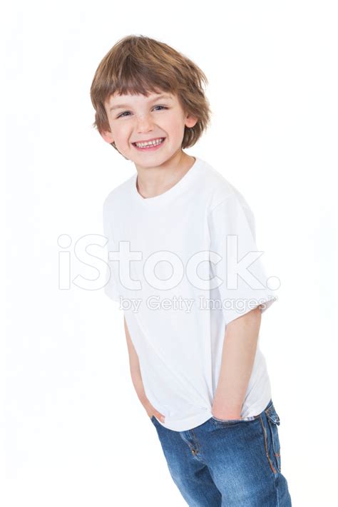 Stock Photo De Jeune Gar On Heureux Souriant Les Mains Dans Les Poches