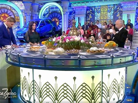 Первый канал не будет переименовывать программу "Поле чудес" - РИА ...