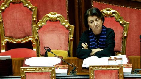 Le Pari Opportunit Secondo La Ministra Roccella Laborto Un