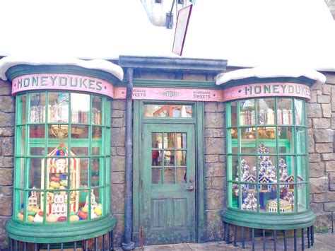 Honeydukes― The Sweet Shop At Harry Potters World