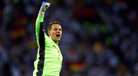 Bayern Goalkeeper Manuel Neuer Back Fit And Could Play Against Hertha