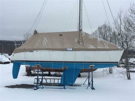 Beneteau First 285 1988 For Sale In Duluth Minnesota with Intermarine Boats