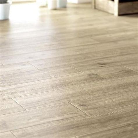 pavimenti gres porcellanato tutto spessore tipo legno barbuianiit