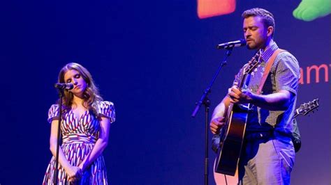 Anna Kendrick Joins Justin Timberlake At Cannes To Sing A Heartfelt