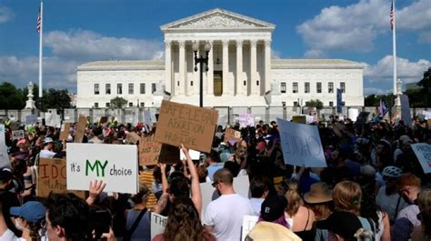 Ee Uu Juez Bloque La Ley Que Veta El Aborto En Iowa A Partir De Las