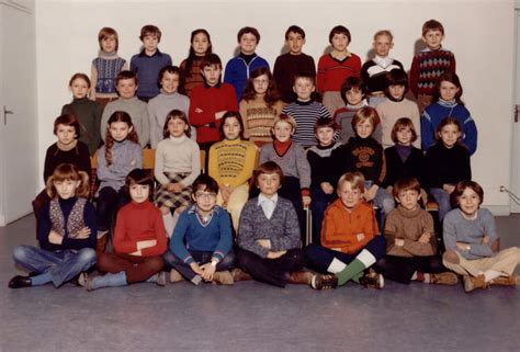 Photo De Classe Cm De Ecole Coq Chantant Chantilly