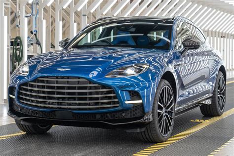 Aston Martin Dbx Ya Est Aqu El Dbx La N Mesis Del Urus