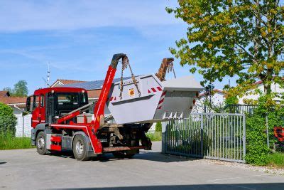 Containerdienst Altholz Bauschutt Grüngut und Sperrmüll