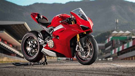 Ducati Panigale V4 bookings begin in India | IAMABIKER - Everything ...