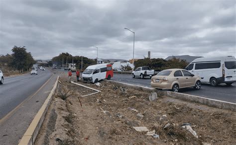 Chocan Auto Aveo Y Una Camioneta En La Costerita Culiac N