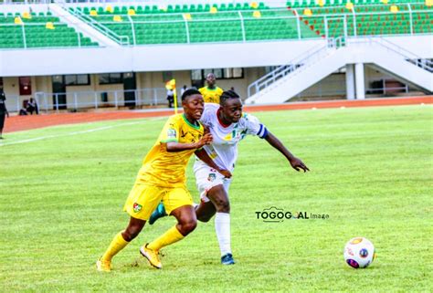 Prepa UfOA B U20 F Les Éperviers dames juniors capturés par les