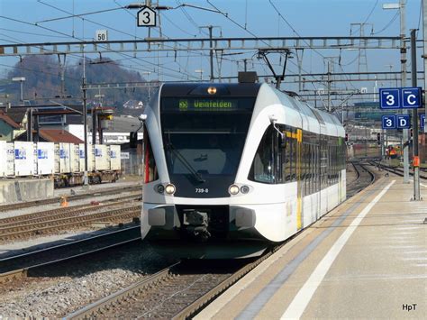 Sbb Thurbo Triebwagen Rabe Bei Der Einfahrt In Den