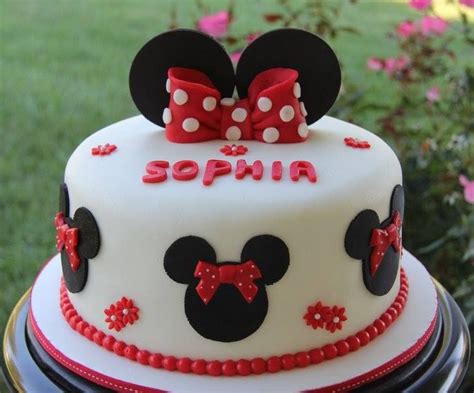 Minnie Mouse Cake Minnie Mouse Birthday Cakes Minnie Mouse Cake