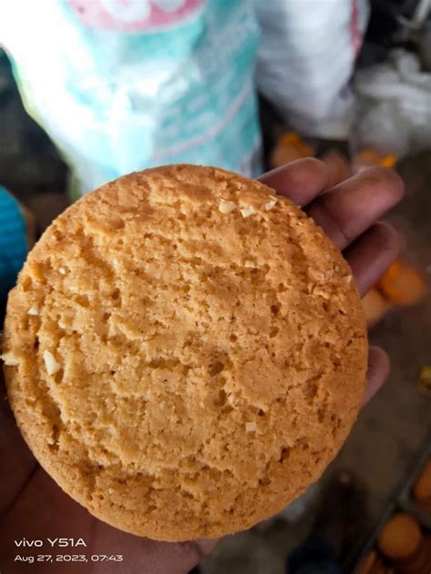 Parle Chocolate Bakery Biscuit At Best Price In Muzaffarpur ID