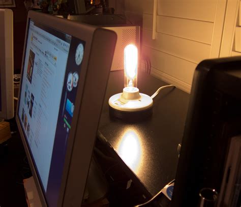 Simple Monitor Backlight : 4 Steps (with Pictures) - Instructables