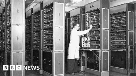 One Of The World S First Computers Gets VR Reboot BBC News