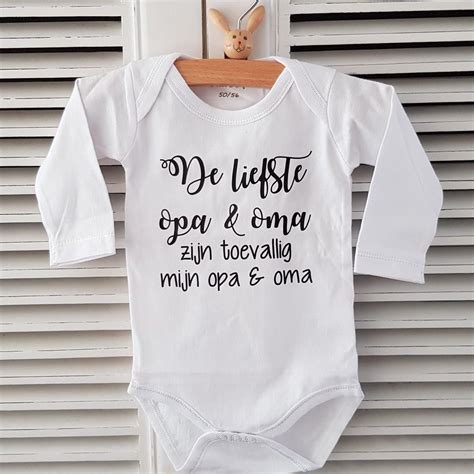 Baby Rompertje Met Tekst De Liefste Opa En Oma Zijn Toevallig Mijn Opa