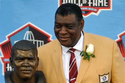 Football Hall Of Famer Dave Robinson Looks Back At Moorestowns